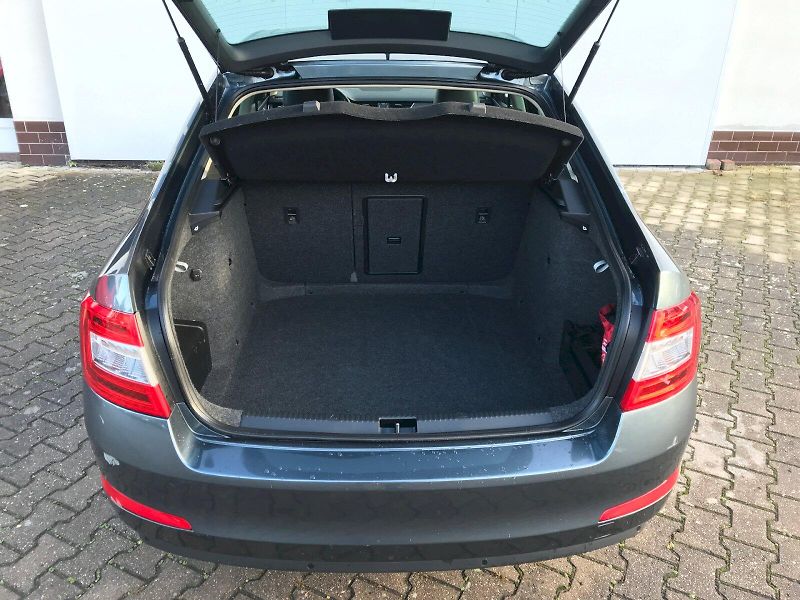 Škoda Octavia (2015) Laurin & Klement  2,0 TDI DSG - fotka 25 z 28