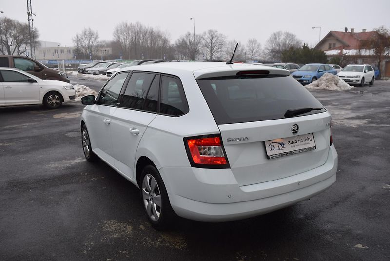 Škoda Fabia (2016) 1.2TSI 81kw AMBITION JOY OPS - fotka 12 z 49