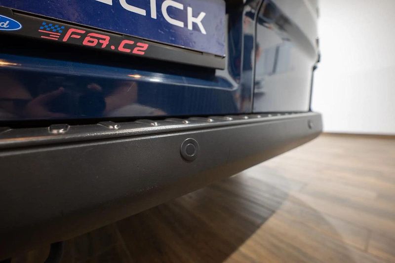 Ford Transit Custom L2 2.0 77 kW - fotka 26 z 32