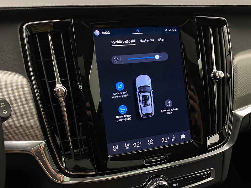 Volvo V90 T6 AWD RECHARGE BRIGHT PLUS  - fotka 49 z 64