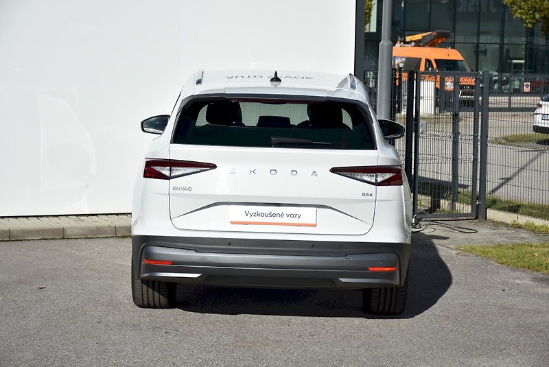 Škoda Enyaq (2024) 85X TOUR 210 kW 4x4 - fotka 9 z 32