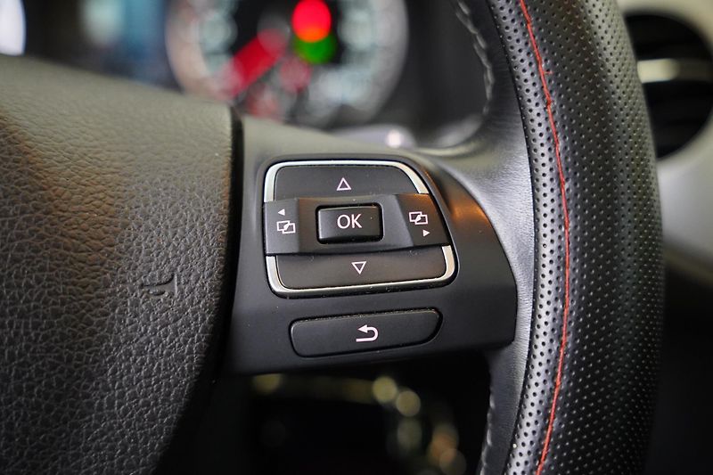 Volkswagen Tiguan - fotka 18 z 27