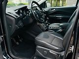 Ford Kuga 2.0TDCi 4x4 MAN TAŽNÉ SERVISKA - náhled 28