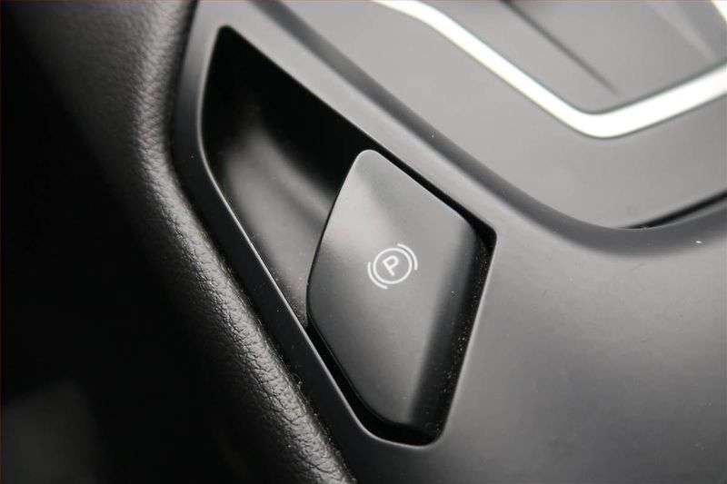 Ford Mondeo (2019) 2.0 EcoBlue, Automat, Navi - fotka 19 z 21