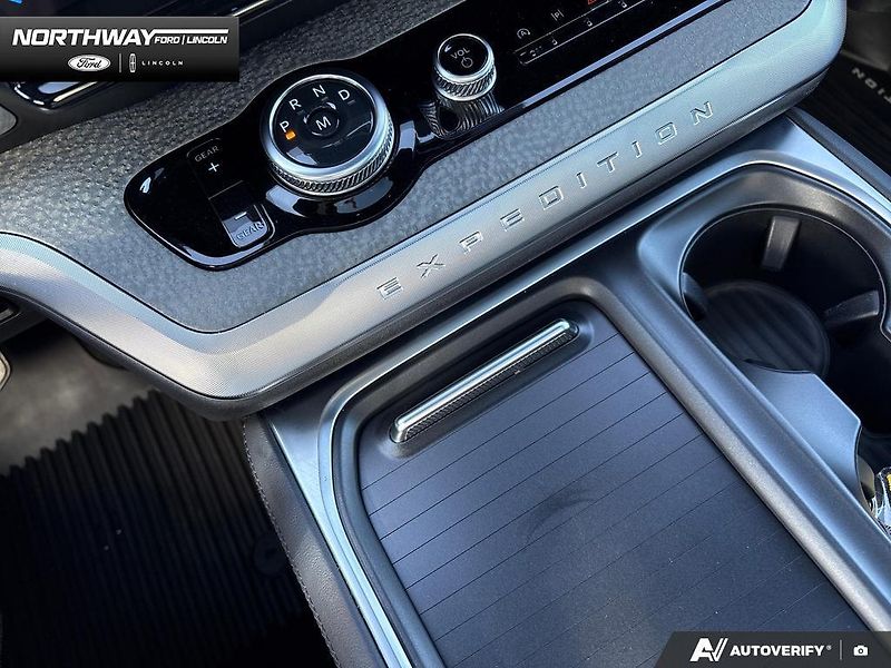 Ford Expedition (2025) Tremor AWD  - fotka 12 z 13