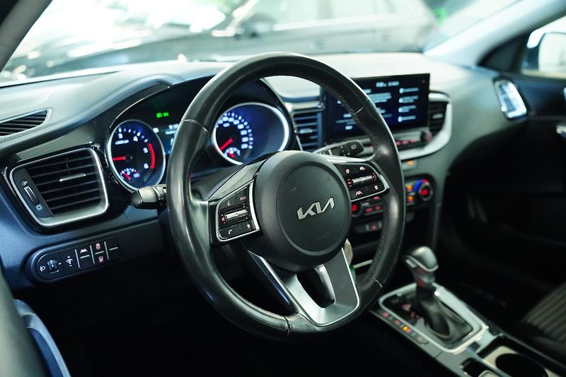 Kia Ceed - fotka 14 z 29