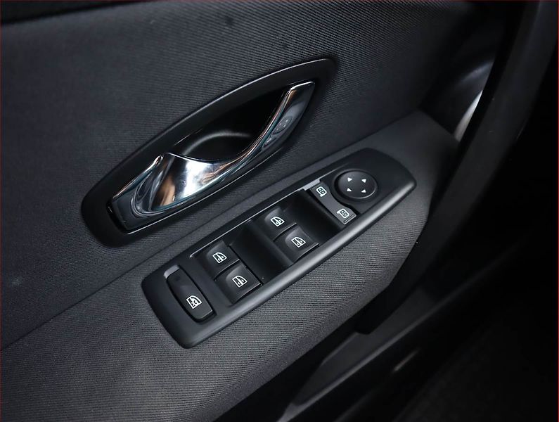 Renault Mégane (2012) 1.4 TCe, LPG, Serv.kniha - fotka 13 z 16