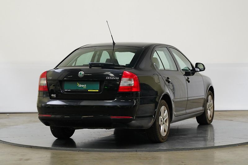 Škoda Octavia - fotka 2 z 23
