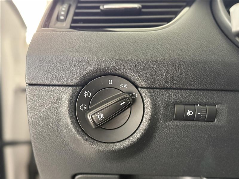 Škoda Octavia 1,6   TDI 66kW,SERVISKA,2.MAJ, - fotka 11 z 23