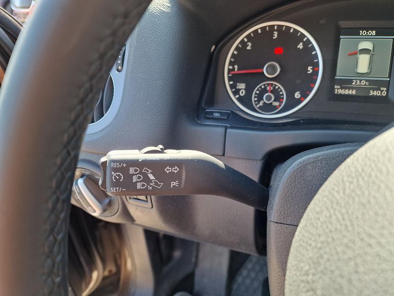 Volkswagen Tiguan 2,0TDI 125KW SPORT&STYLE 4x4 - fotka 15 z 18