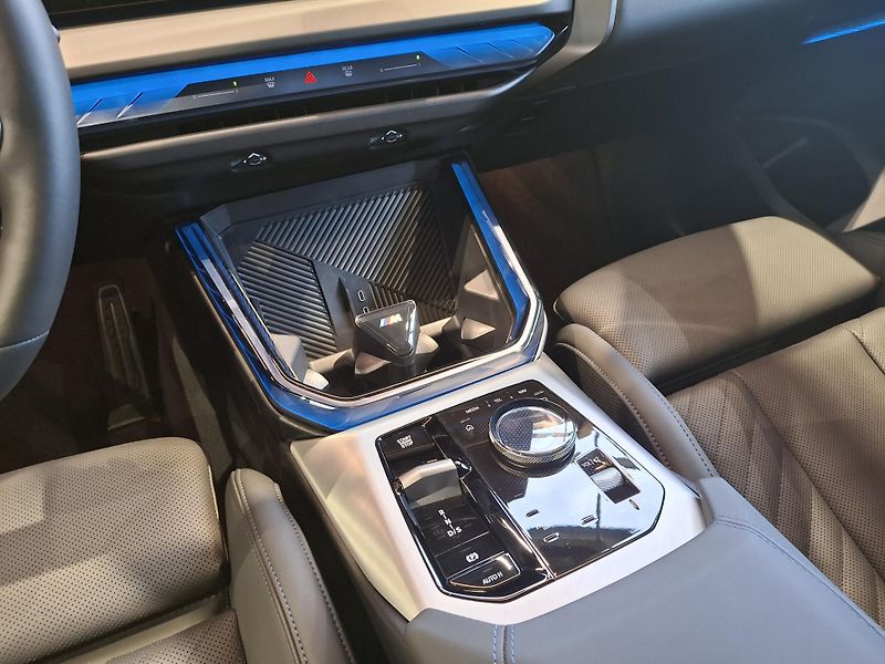 BMW X3 M50 xDrive - fotka 14 z 42