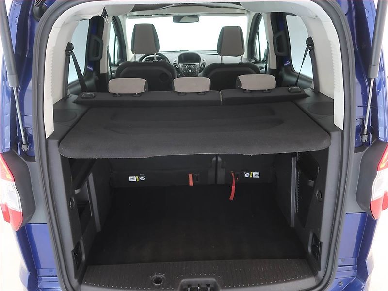 Ford Tourneo Courier (2014) Titanium 1.6 TDCi, 5Míst - fotka 13 z 15