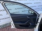 Škoda Octavia 2,0 TDi,85kW,1.maj.,ČR - náhled 22