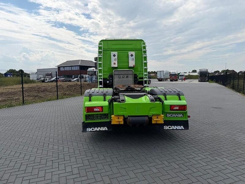 Scania R 580 6x2 V8  - fotka 6 z 12