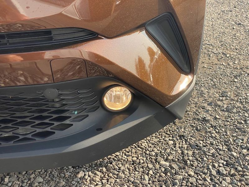 Toyota C-HR 1.8HSD, ČR, Active, záruka - fotka 9 z 16