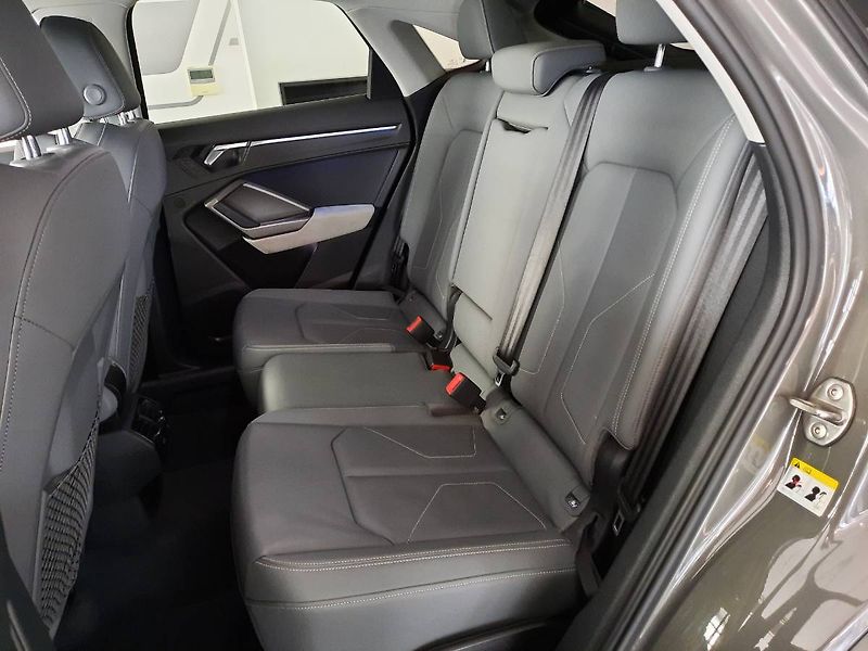 Audi Q3 (2020) 40 TDI quattro (147kW/200k) S - fotka 9 z 26