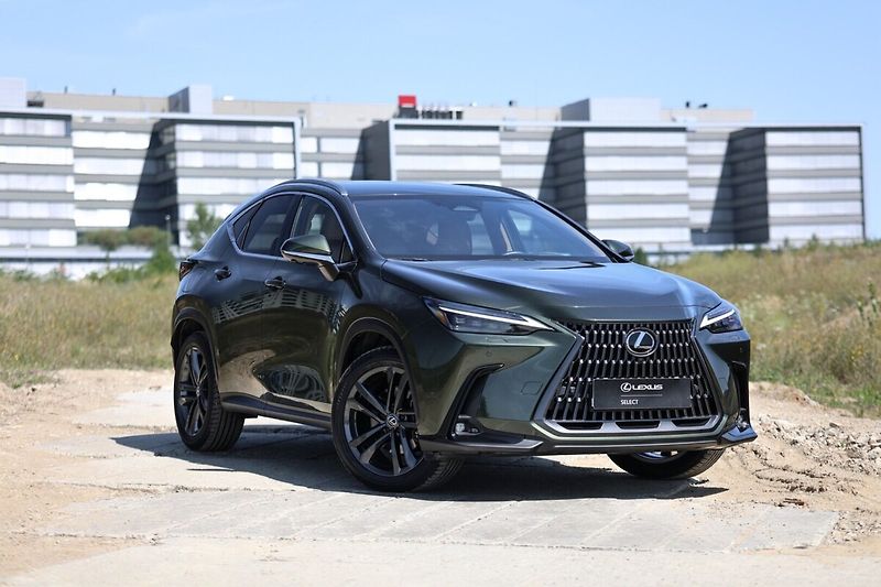 Lexus NX 450h plus 450H+ 2,5 PHEV PRESTIGE - fotka 2 z 30