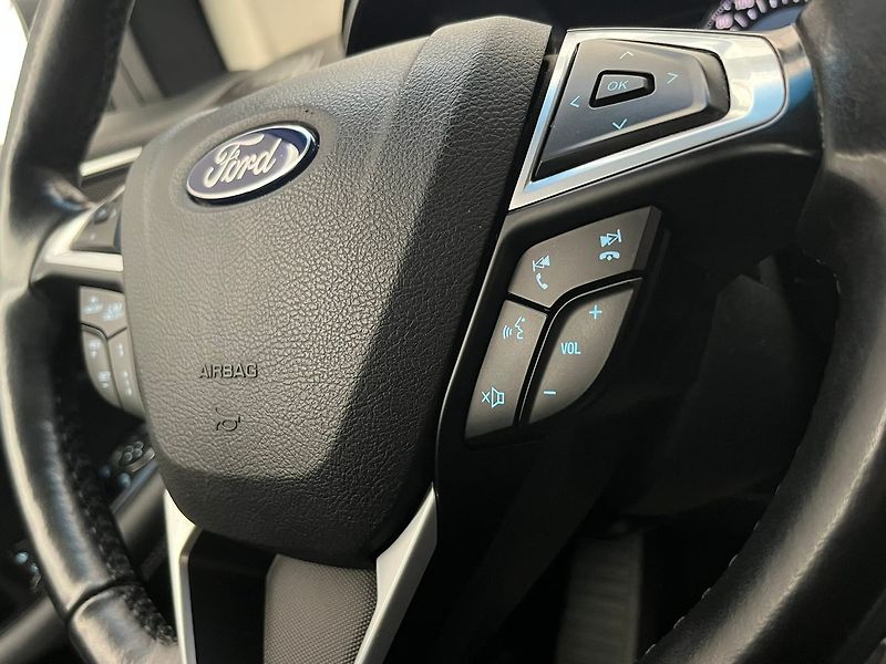 Ford Edge 2.0 TDCi AWD Sport ČR 1.majit. - fotka 11 z 74
