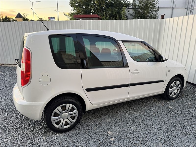 Škoda Roomster 1,2 TSI 63kW 1.maj. původ ČR - fotka 13 z 50