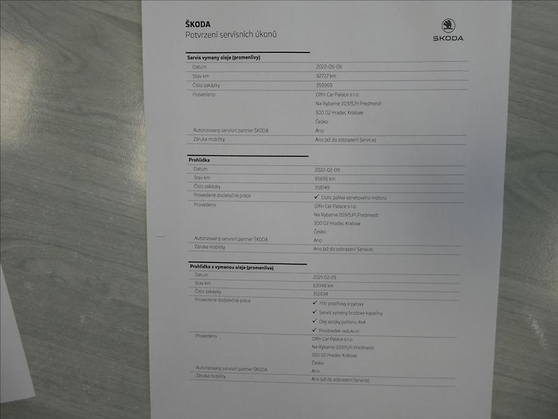 Škoda Superb 2,0 TDI 140kW 4x4 DSG Laurin&K - fotka 55 z 56