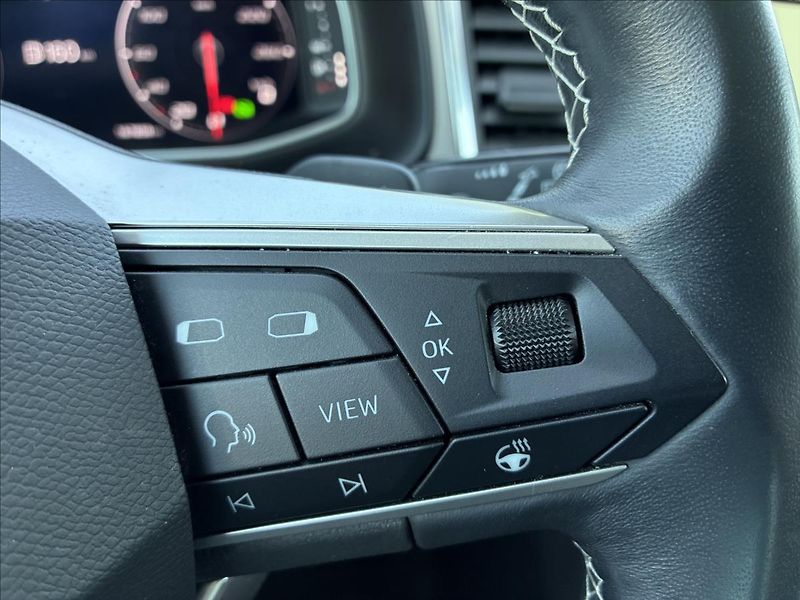 Seat Ateca 2,0 X PERIENCE,TAŽNÉ,KAMERA - fotka 18 z 27