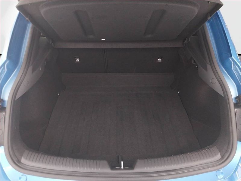 Hyundai i30 (2017) Trikolor 1.0 T-GDI, Serv.kniha - fotka 14 z 18
