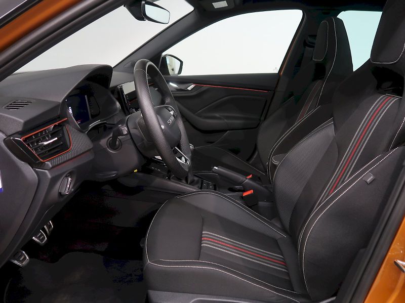 Škoda Kamiq (2025) MONTE CARLO 1.0TSI 85KW PANORA - fotka 13 z 40