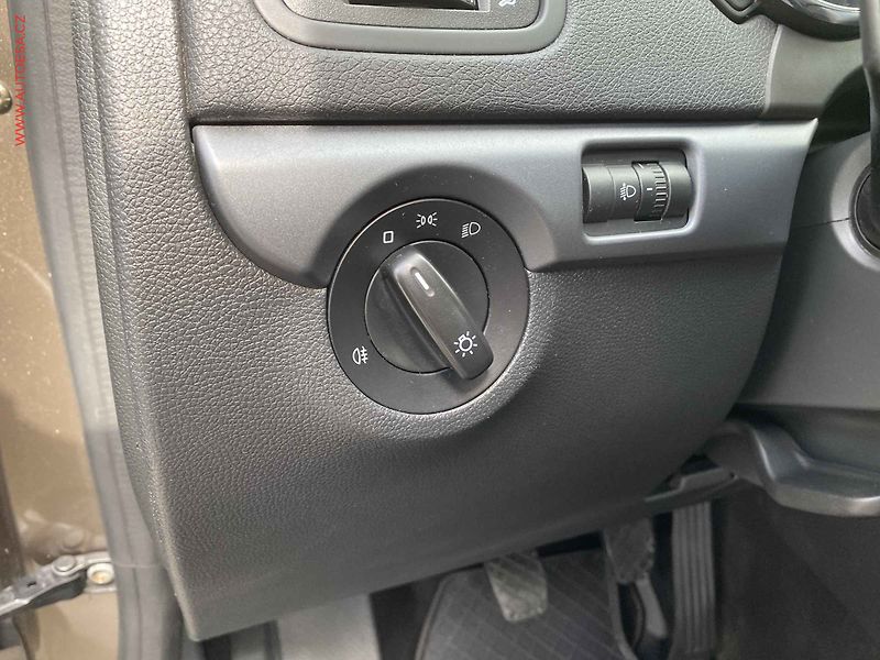 Škoda Yeti (2012) 1.2 TSi, ČR, Active - fotka 15 z 17