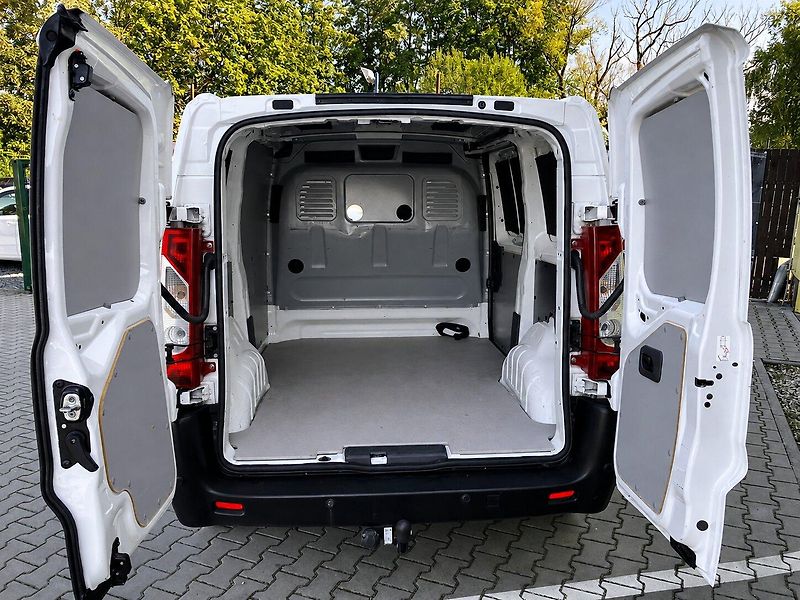 Citroën Jumpy 1,6 HDi (66kW)*TAŽNÉ ZAŘÍZENÍ* - fotka 16 z 16