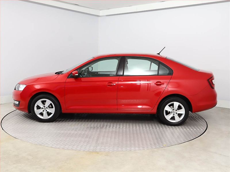 Škoda Rapid (2019) 1.0 TSI, Serv.kniha - fotka 3 z 11