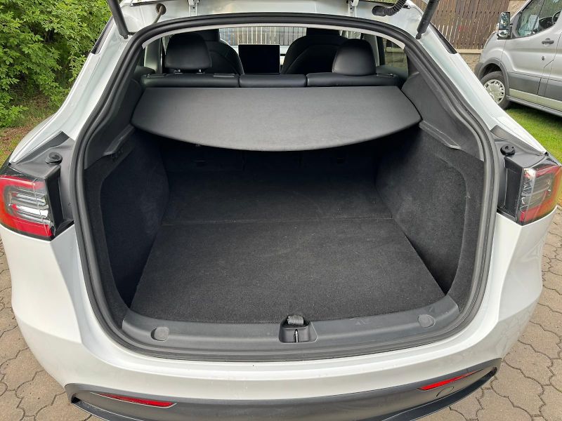 Tesla Model Y PODĚBRADY LR DM   91% - fotka 37 z 44
