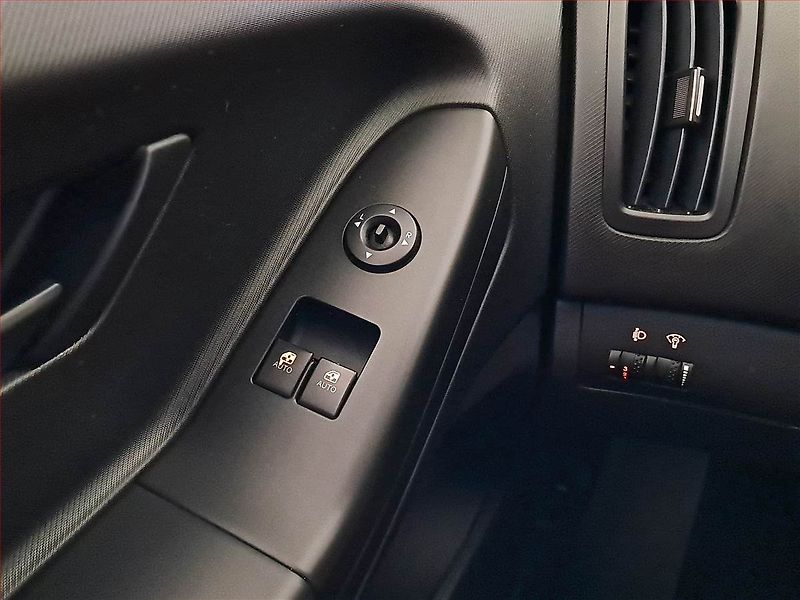 Kia Ceed (2011) 1.6 CVVT, po STK, jezdí dobře - fotka 15 z 15