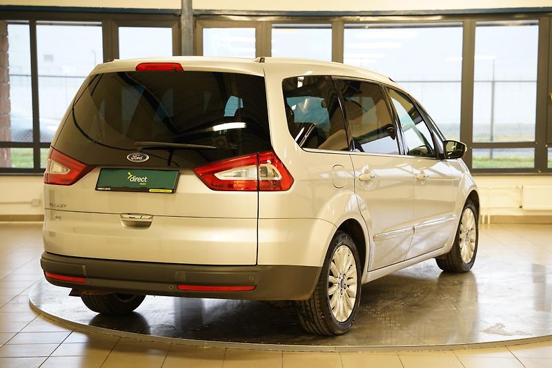 Ford Galaxy - fotka 2 z 20