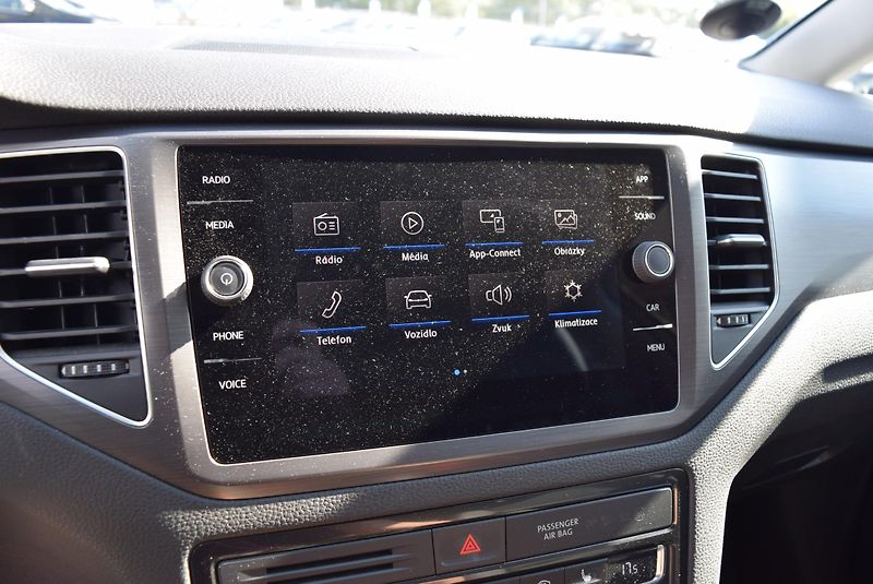 Volkswagen Golf Sportsvan (2018) 1.5TSI 96kw EVO 130 TAŽNÉ APP  - fotka 26 z 44