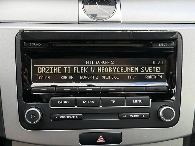 Volkswagen Passat (2012) 1.6 TDI 77 kW Comfortline - fotka 12 z 20
