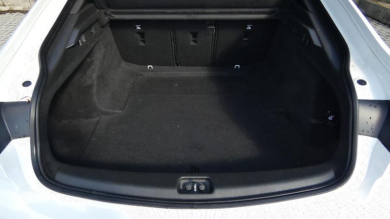 Opel Insignia 2,0 T 4x4 GSi - fotka 21 z 25