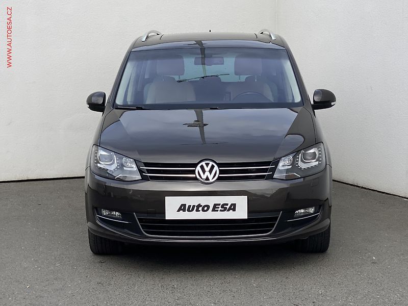 Volkswagen Sharan (2014) 2.0 TDi 4x4, Highline, bixen - fotka 2 z 20