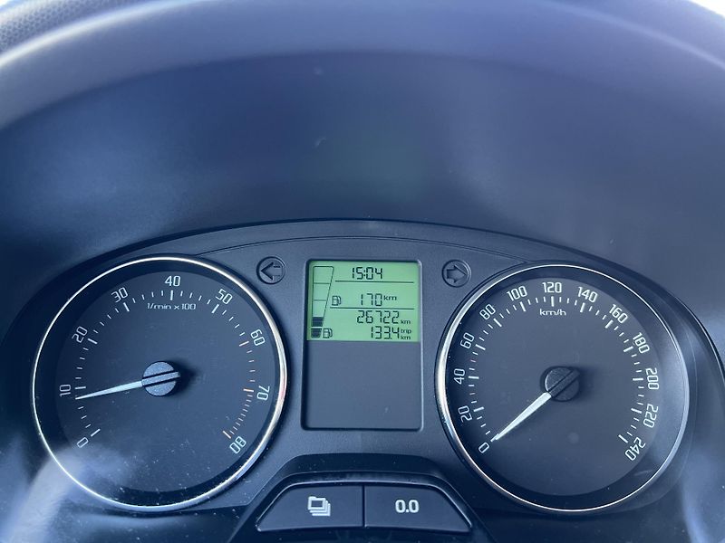 Škoda Roomster 1.2TSi 77kw PANORAMA TEMPOMAT - fotka 15 z 40