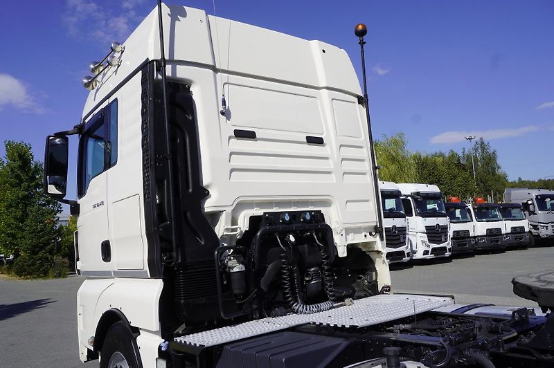 MAN TGX (2021) 18.470 4x4H tractor unit - fotka 9 z 24