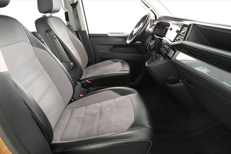 Volkswagen Multivan (2021) Highline 2.0 TDI 4Motion, ČR - fotka 7 z 20