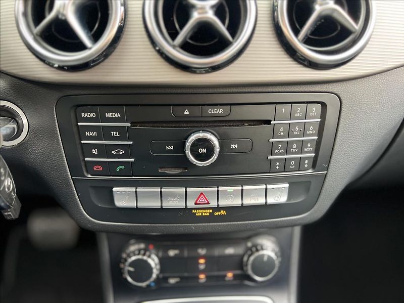 Mercedes-Benz Třídy B 180 CDI / 7G-DCT - fotka 30 z 41