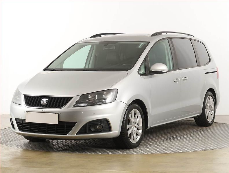 Seat Alhambra (2010) 2.0 TDI, Navi, Tempomat - fotka 2 z 26