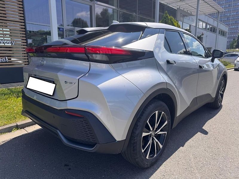 Toyota C-HR 1.8 Style - fotka 3 z 13