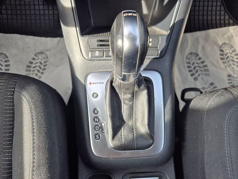 Volkswagen Tiguan 2.0TDi 130kW 4x4, DSG,webasto, - fotka 18 z 26