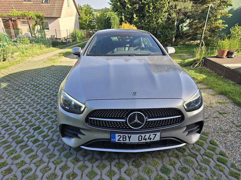 Mercedes-Benz Třídy E (2020) - fotka 2 z 12