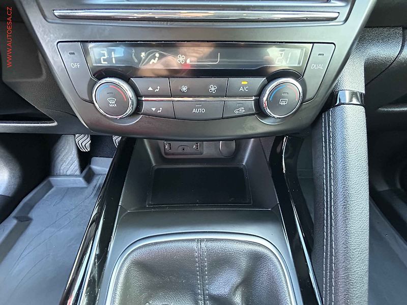 Renault Kadjar (2017) 1.2 TCe, AC - fotka 15 z 19