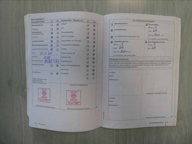 Volkswagen Sharan 2,0 TDi DSG STYLE serviska - fotka 43 z 48