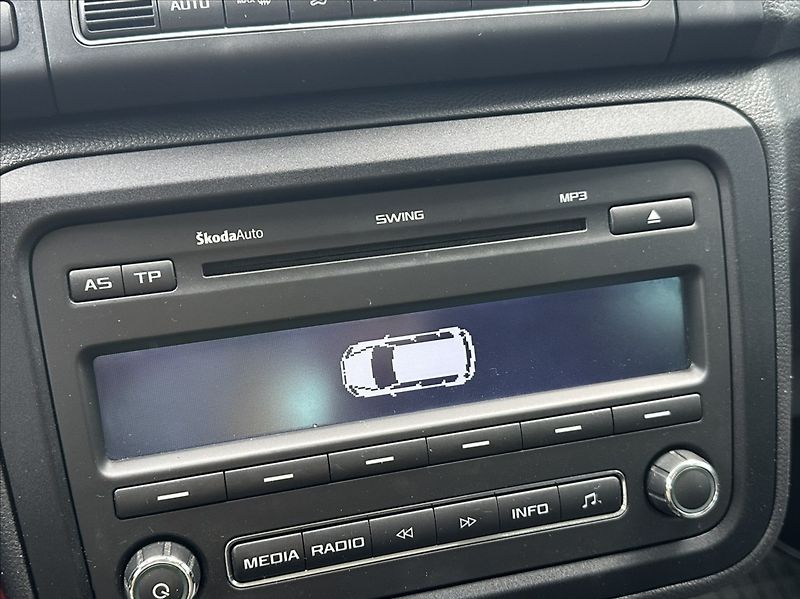 Škoda Roomster 1,2 HTP 69PS  Style - fotka 30 z 45