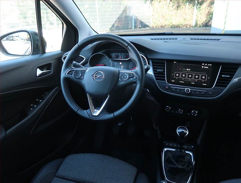 Opel Crossland X (2023) Elegance 1.2 Turbo, Serv.kniha - fotka 7 z 22