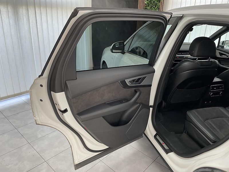 Audi Q7 45 TDi ČR 1.MAJ.SERVIS 4x4 DPH - fotka 15 z 30
